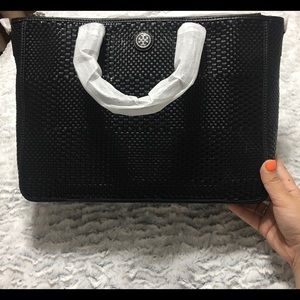 NWT Tory Burch woven Robinson- Black